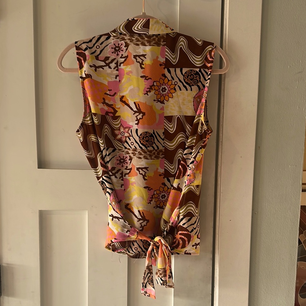 Brown and Pink Tie Front Graphic‎ Blouse retro wrap style